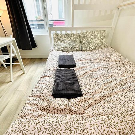 Dream Dwell Paris - Cozy Family Studio Near Quartier Marais Iiie Parigi Esterno foto