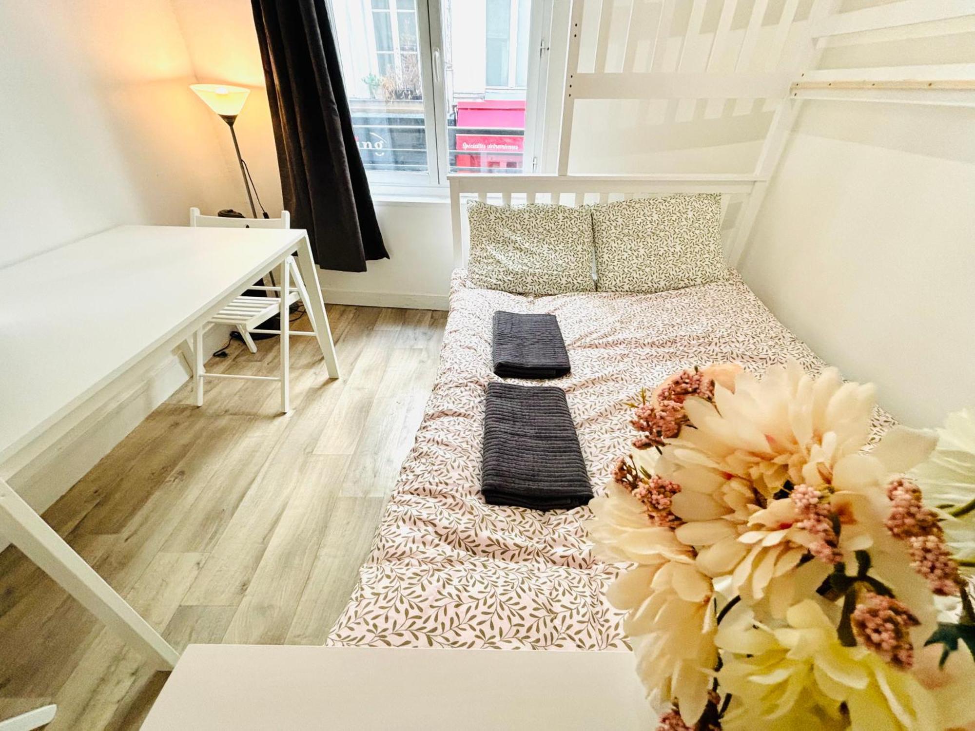 Dream Dwell Paris - Cozy Family Studio Near Quartier Marais Iiie Parigi Esterno foto