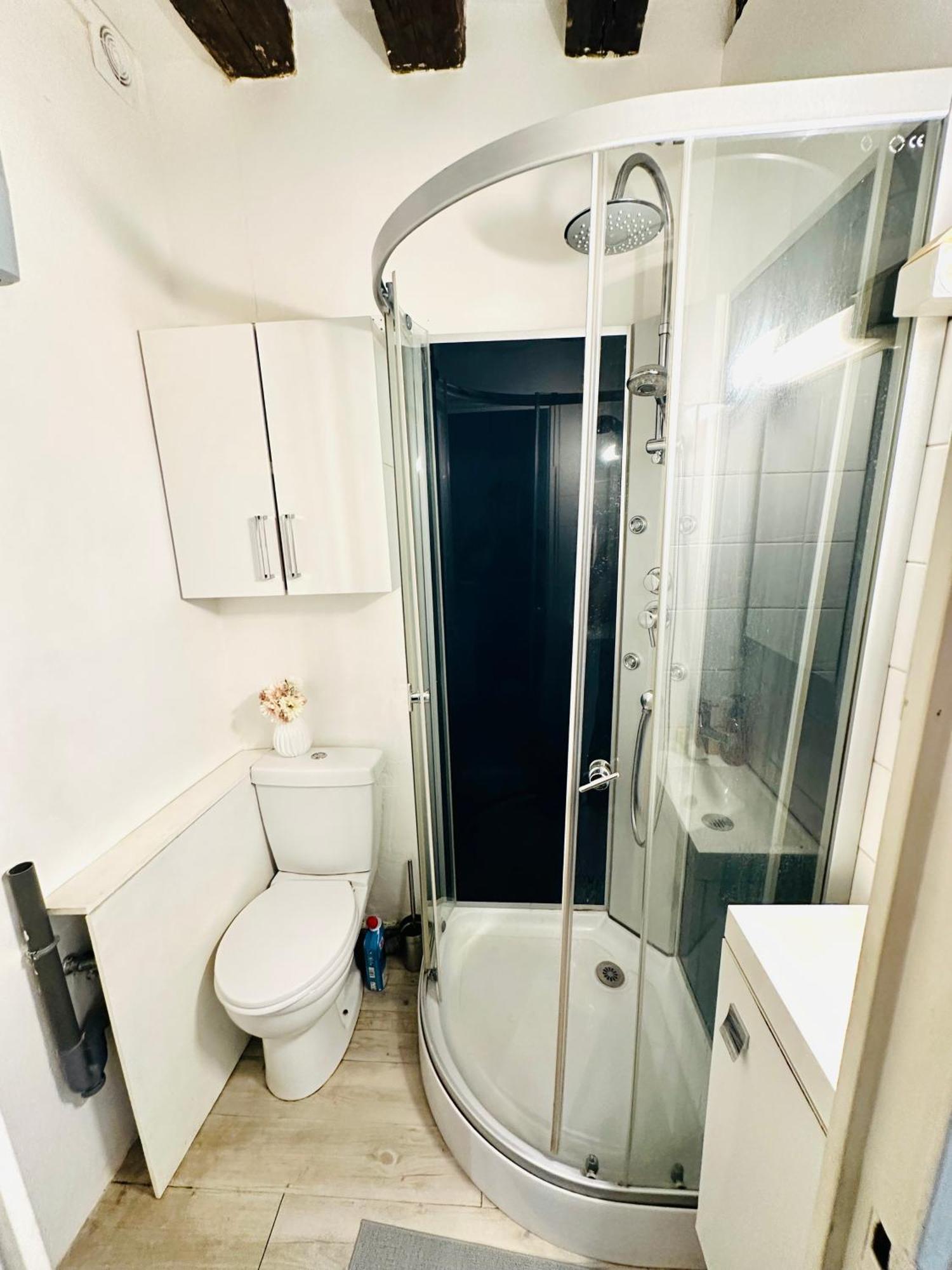 Dream Dwell Paris - Cozy Family Studio Near Quartier Marais Iiie Parigi Esterno foto